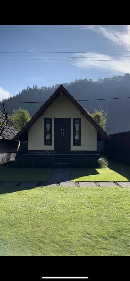 Semadi Mountview Lägenhet Baturaja  Exteriör bild